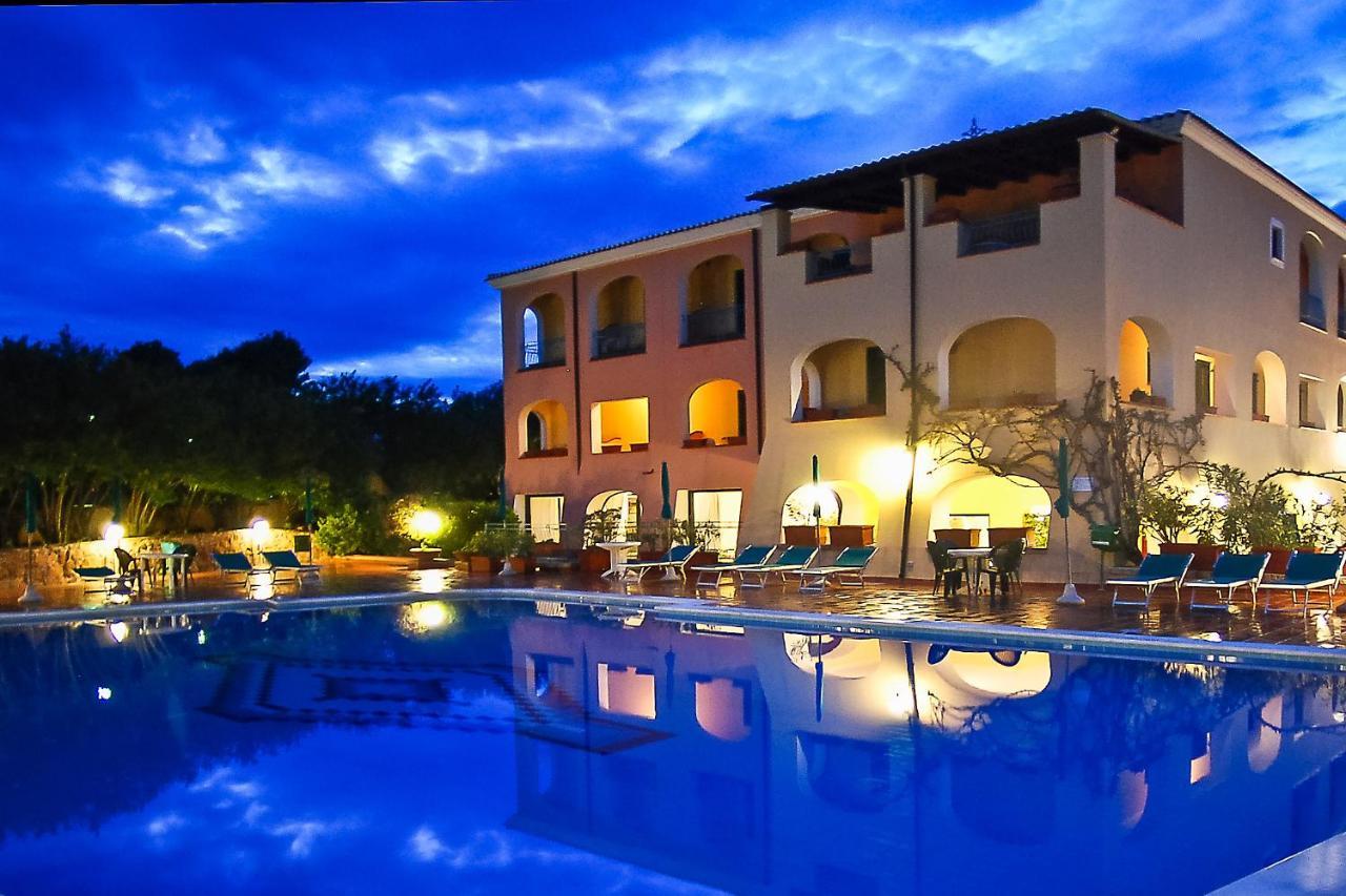 Nicolaus Club Torre Moresca Orosei Dış mekan fotoğraf