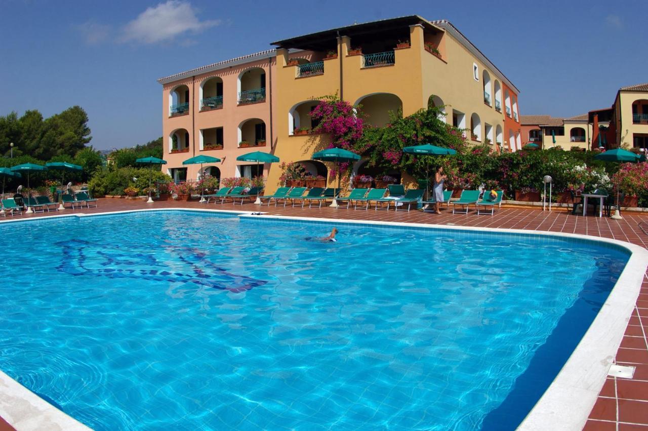 Nicolaus Club Torre Moresca Orosei Dış mekan fotoğraf